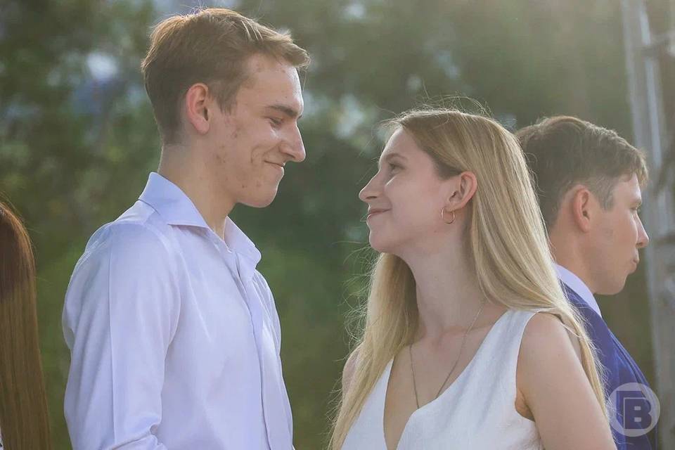 красивые парочки подростков. влюблённые подростки. 2 пар 7 13 14. Danya saves love!. любовные парочки подростки.