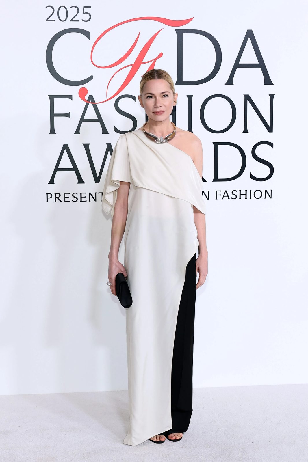 Модные достижения: Мэнди Мур, Нина Добрев и Мишель Уильямс