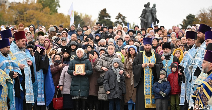 4 ноября волгоград мероприятия. Крестный ход Волгоград. Волжский крестный ход 2022. Крестный ход Волгоград 4 ноября. Крестный ход в Иваново 2022г.