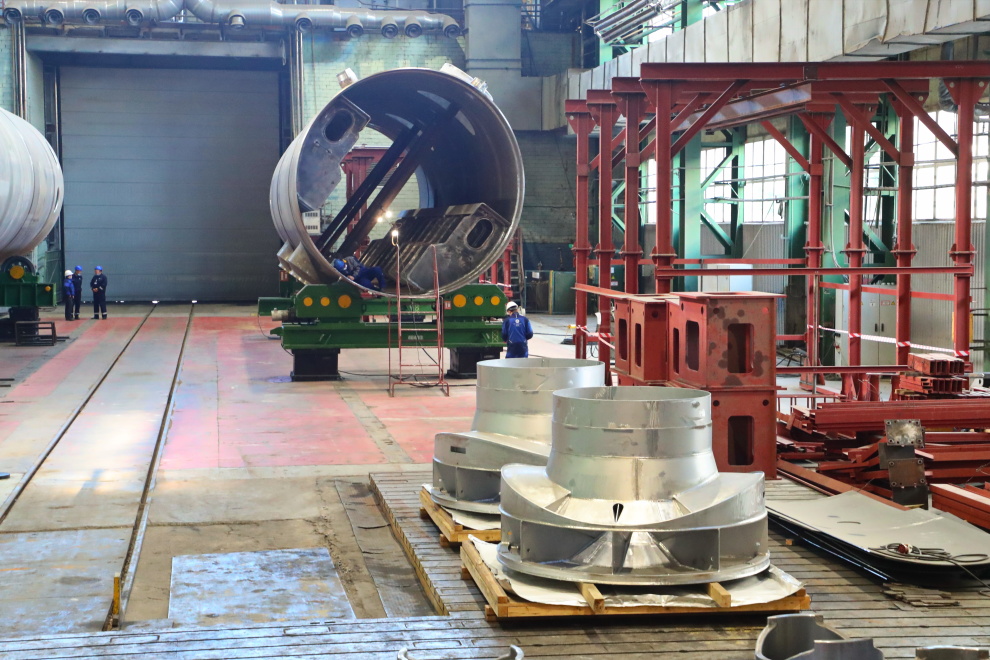 Аэм технологии росатом. Филиал аэм технологии ижора. Аэм технологии ижорские заводы. Спзаз аэс. Компенсатор давления ввэр 1000.