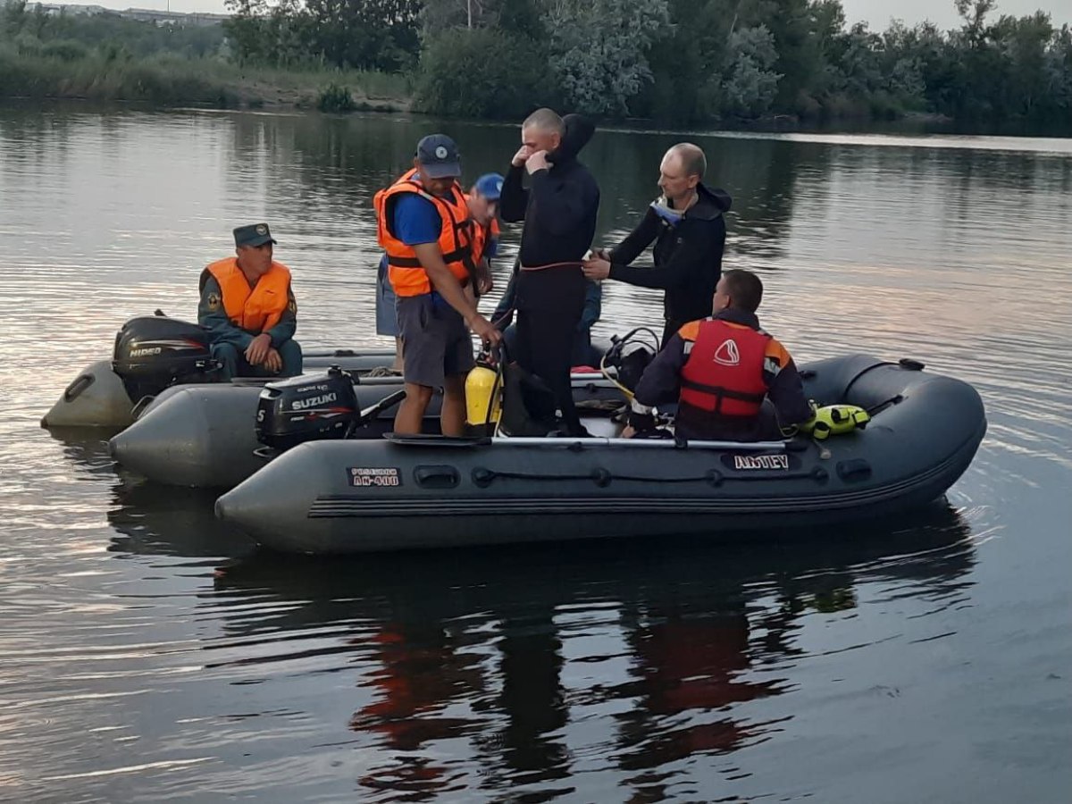 Тело пропавшего 16 июня мужчины достали из водоема в Челябинской области*