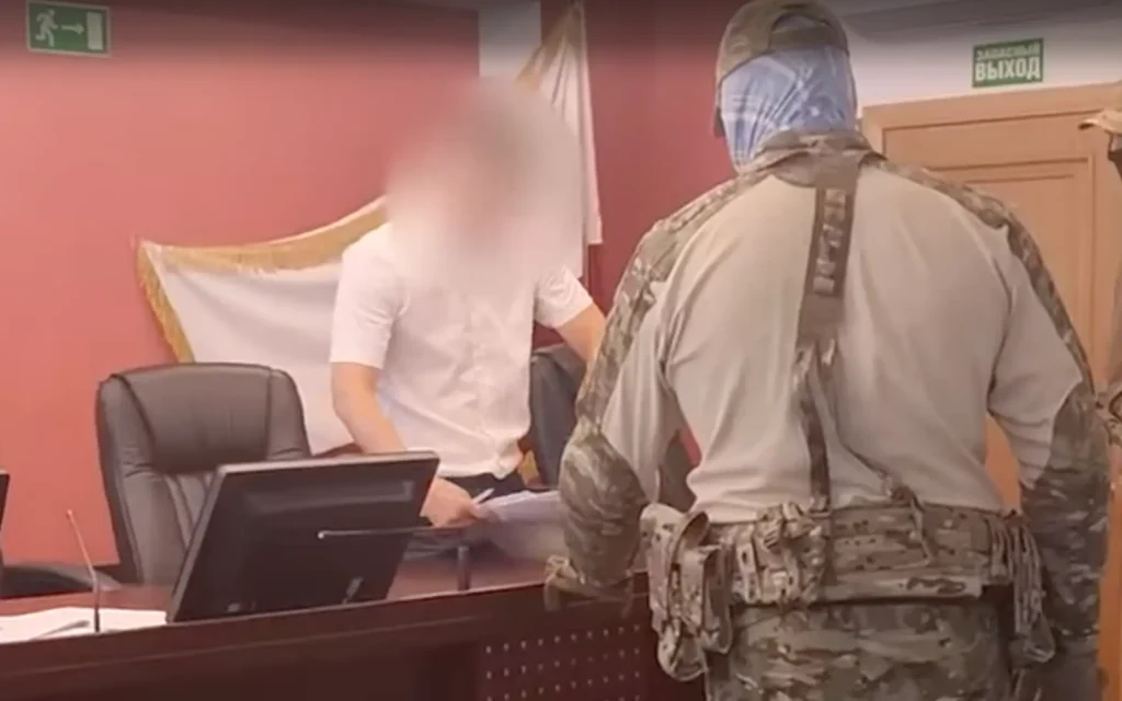 Российский таможенник спровоцировал взятку ради красивой статистики