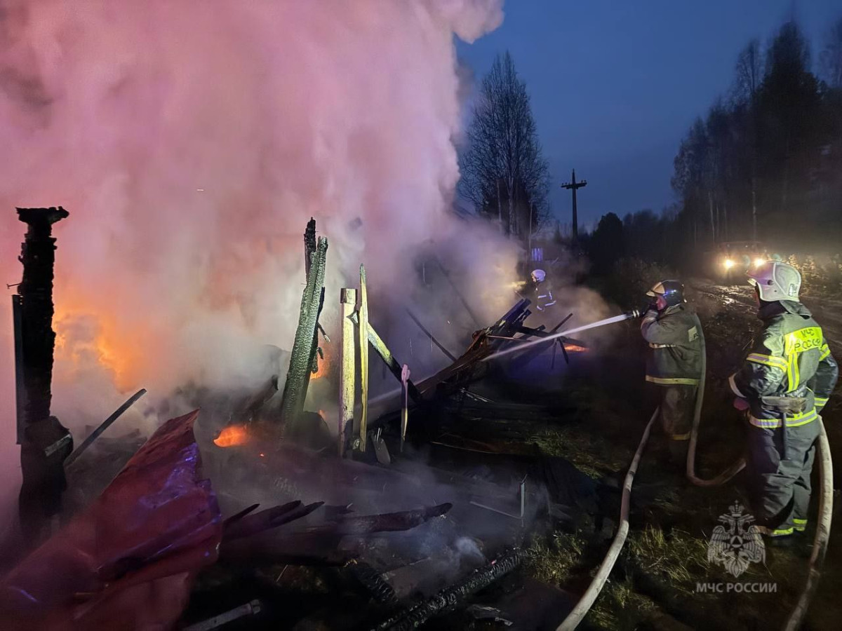 В Кировской области за сутки произошло пять пожаров и три ДТП