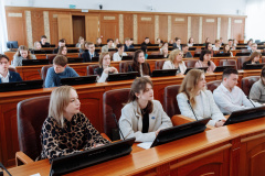 Состоялось первое заседание XVI созыва Общественной молодежной палаты при Законодательном Собрании Челябинской области
