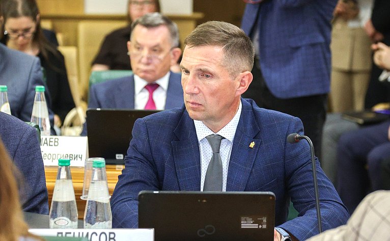 Расширенное заседание Комитета Совета Федерации по федеративному устройству, региональной политике, местному самоуправлению и делам Севера в рамках Дней Пензенской области в СФ