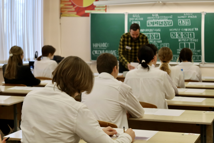 75% севастопольских выпускников будут сдавать ЕГЭ для поступления в вузы по всей стране