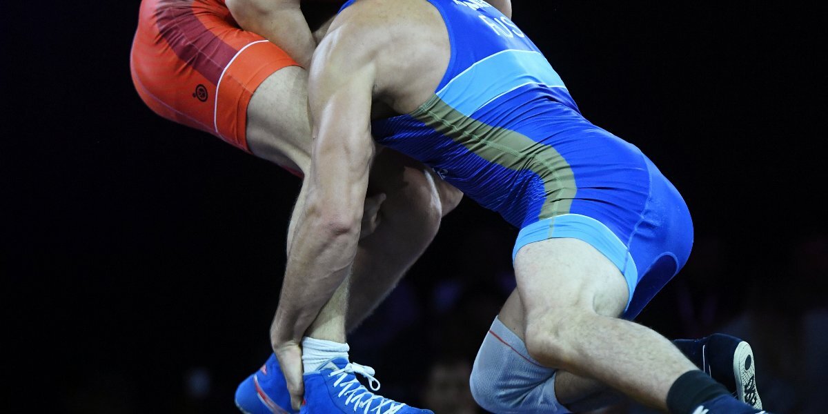 Россиянин Ибрагимов завоевал золотую медаль чемпионата Европы по вольной борьбе