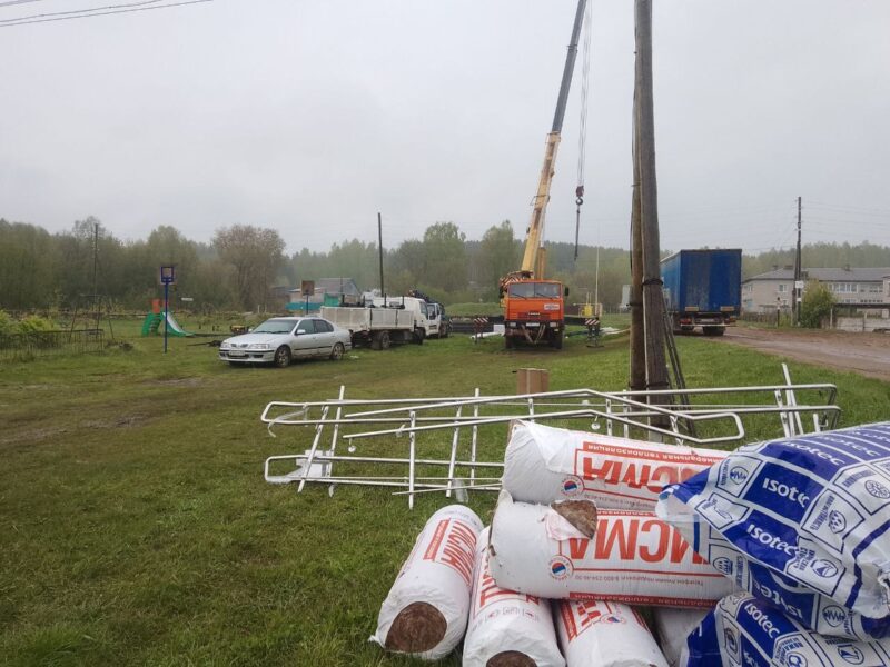 В двух населенных пунктах Вятскополянского района возводят ФАПы