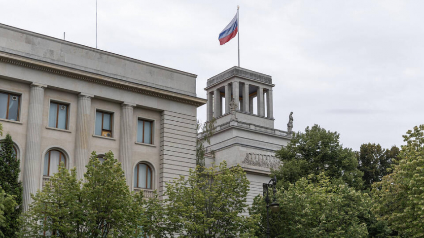 ФРГ запретила демонстрацию советской символики 9 мая