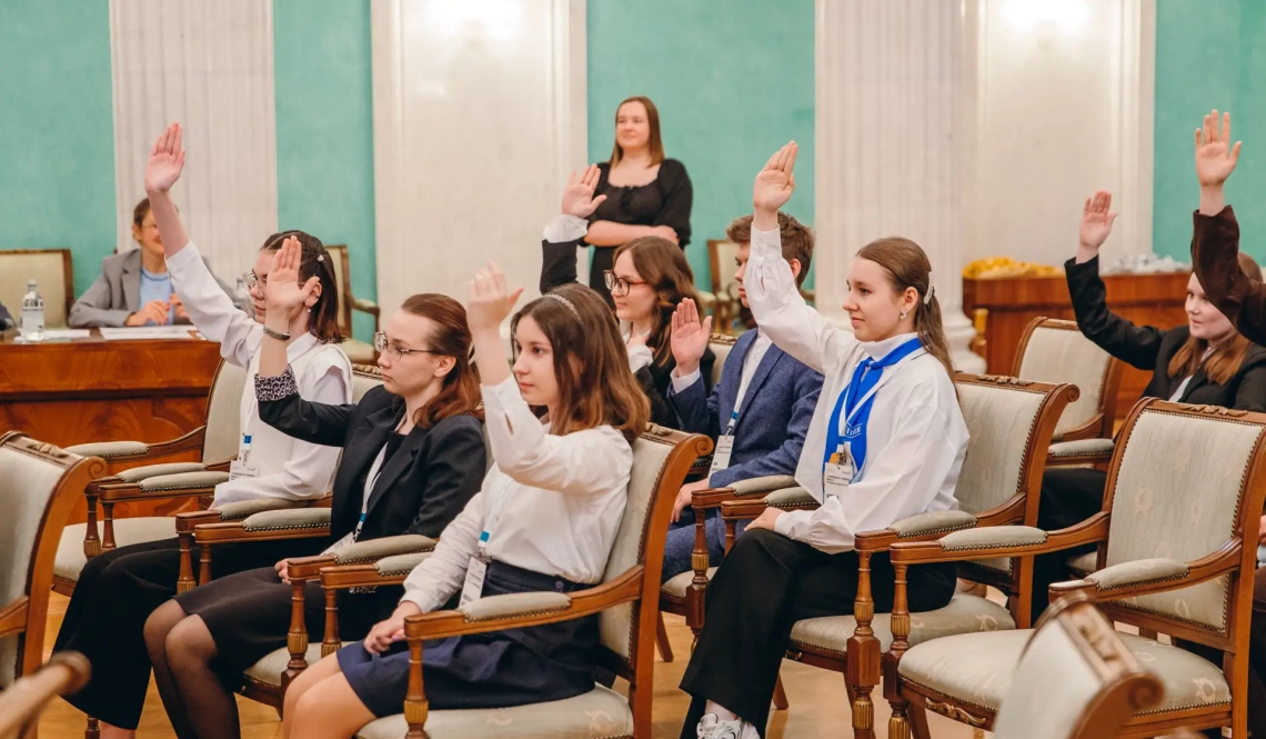 Артемовцы, есть шанс! В Свердловской области вновь выбирают «умниц и умников»