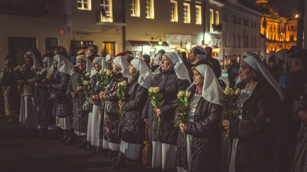 ВСТРЕЧА СВЯЩЕННЫХ РЕЛИКВИЙ В СВЯТО-ДУХОВОМ МОНАСТЫРЕ