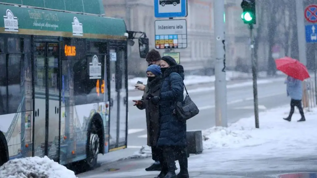 дождь в латвии. в латвии холодно. синоптики латвии. латвия климат. потоп в риге.