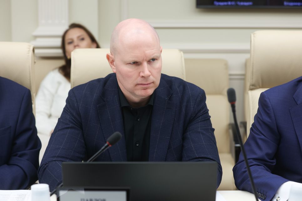 Олег Павлов 