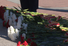 Церемония возложения цветов к памятнику Александра Михайловича Василевского прошла в Хабаровске