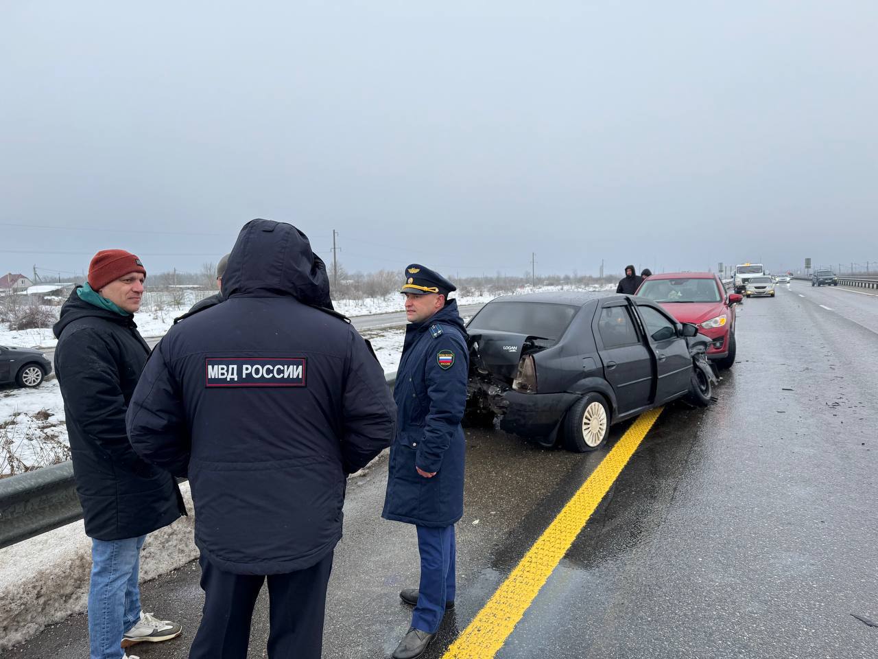 Пять человек пострадали в ДТП с 20 автомобилями под Горячим Ключом