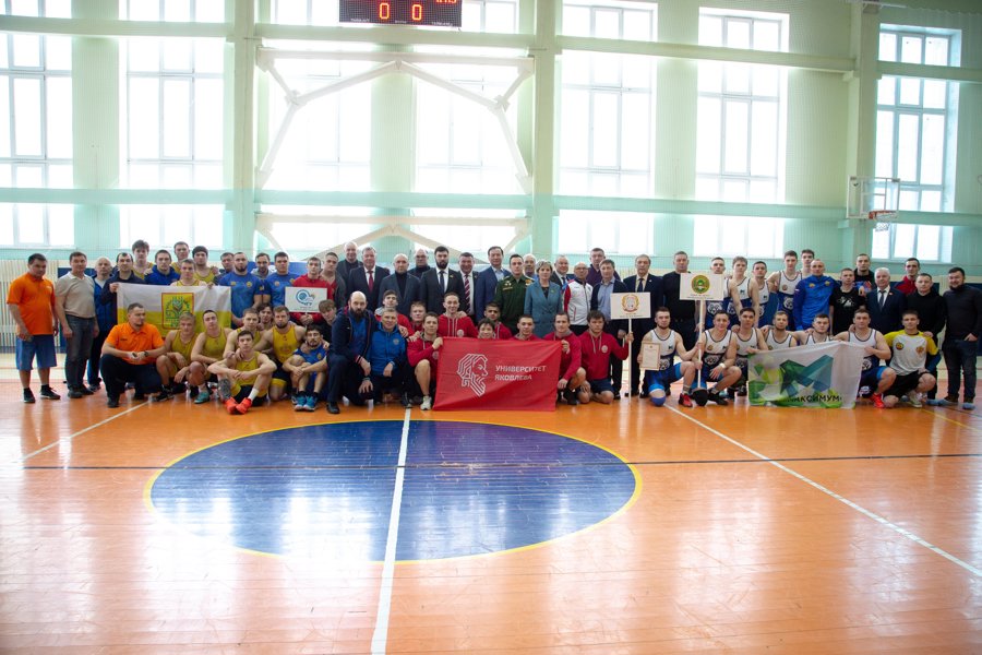Депутаты приветствовали участников III Молодежного турнира по регболу среди студентов