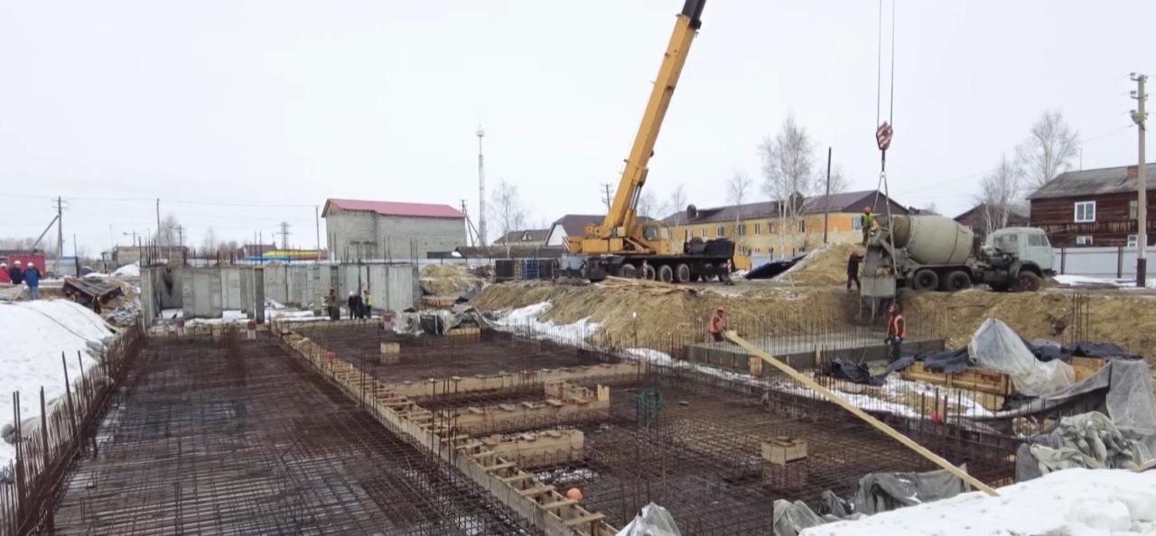 В Приобье продолжается строительство медицинского комплекса