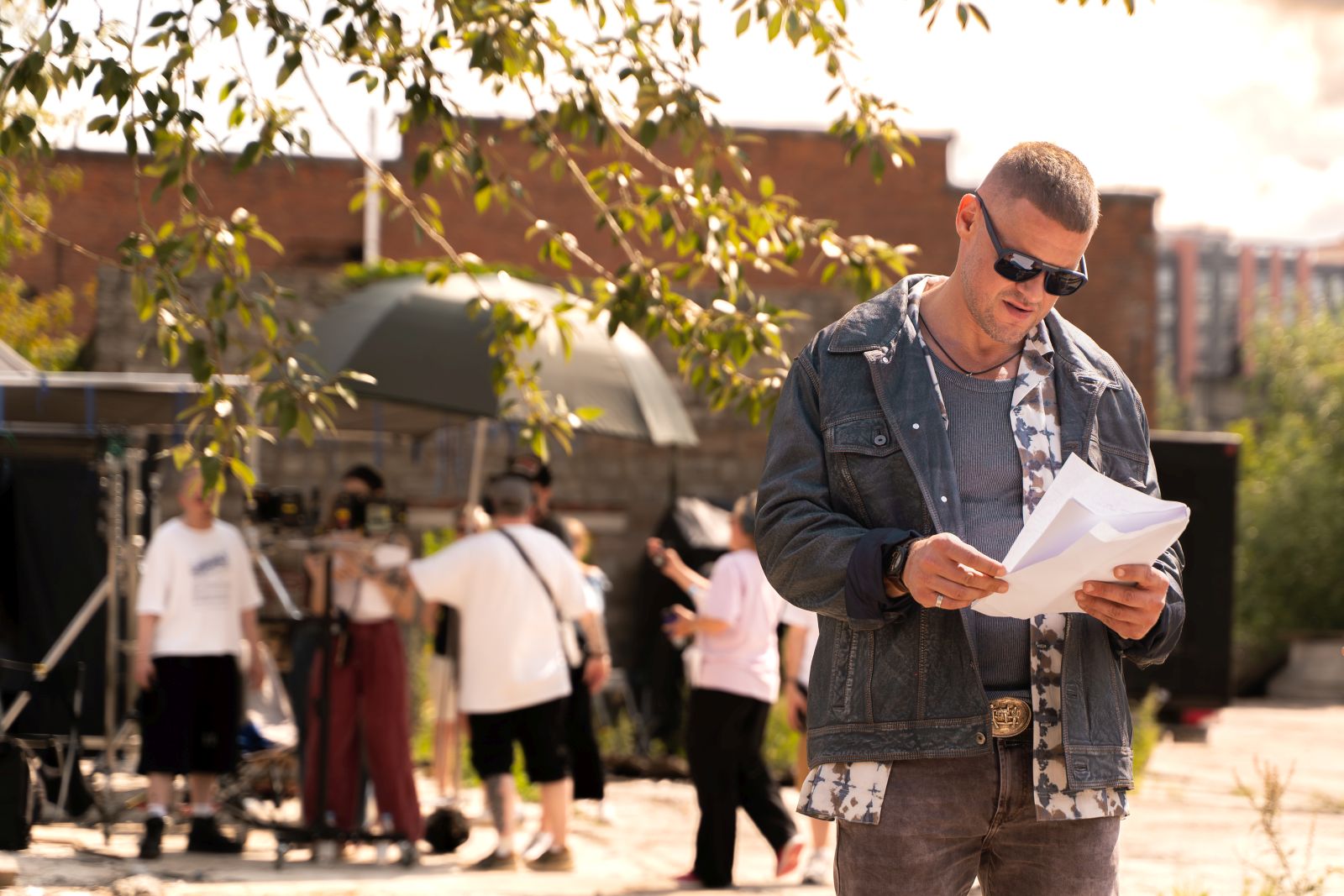 Подошли к концу съемки комедии «Малой» с Тимофеем Кочиным и Владимиром Яглычем