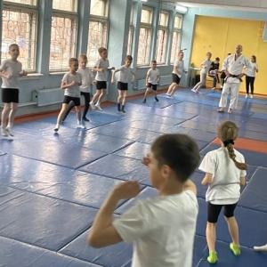 К юным черногорским спортсменам приехал чемпион мира по дзюдо