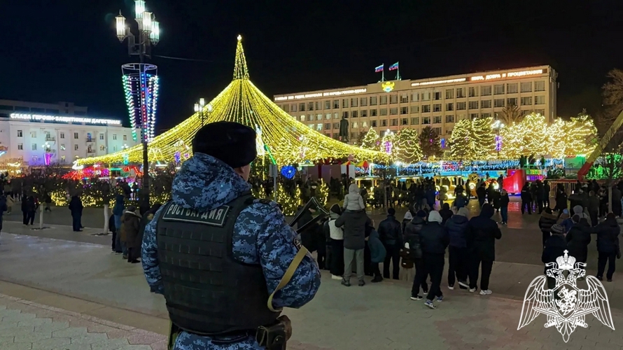 Росгвардейцы обеспечили безопасность во время новогодних и рождественских праздников в Дагестане