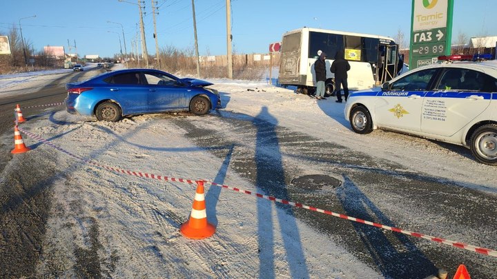 Пассажирский автобус попал в ДТП в Челябинской области