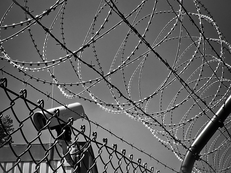 Житель Башкирии угрожал полицейским макетом автомата