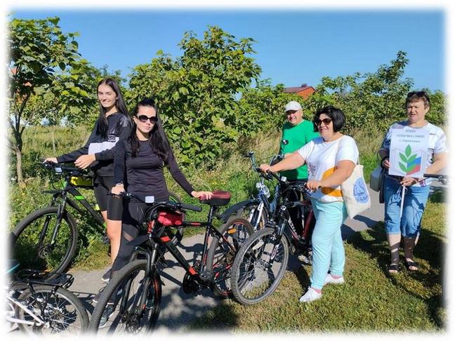 Коллективная велопрогулка – одна из акций первички