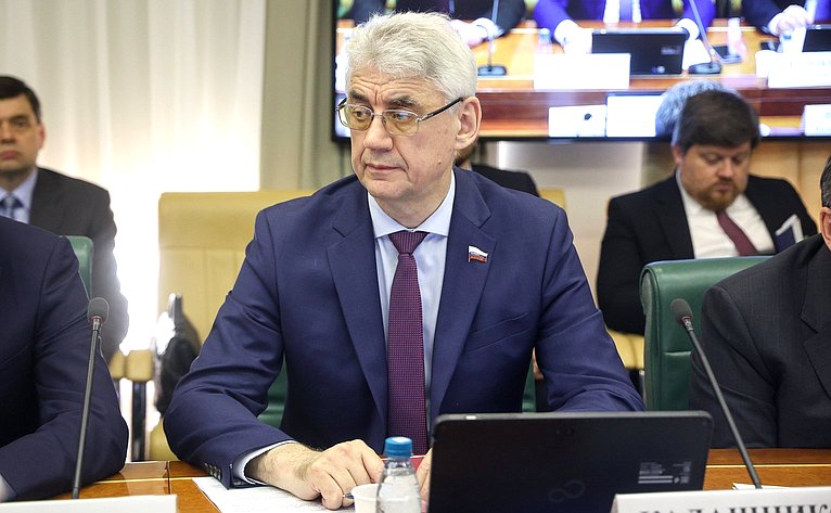 Виктор Калашников