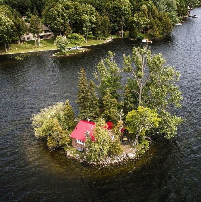 28. Дом на маленьком острове в Онтарио, Канада