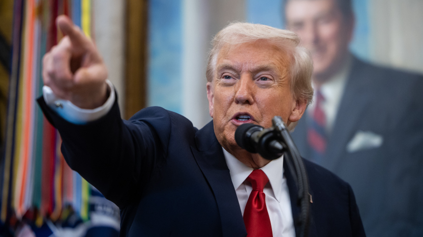 Дональд Трамп заявил о ликвидации подлодки с наркотиками