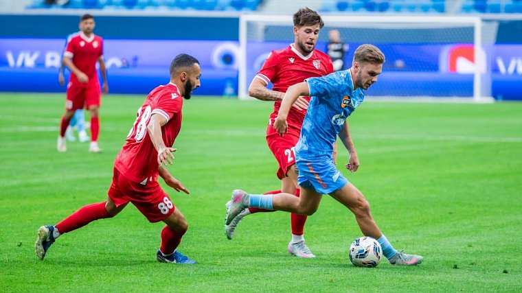 Форвард «Сьона» Лукембила ответил, в каком турнире Европы «Зенит» смог бы конкурировать - фото