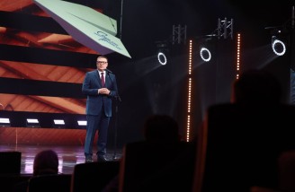 Алексей Текслер принял участие в торжественной церемонии вручения XXII Народной премии «Светлое прошлое»