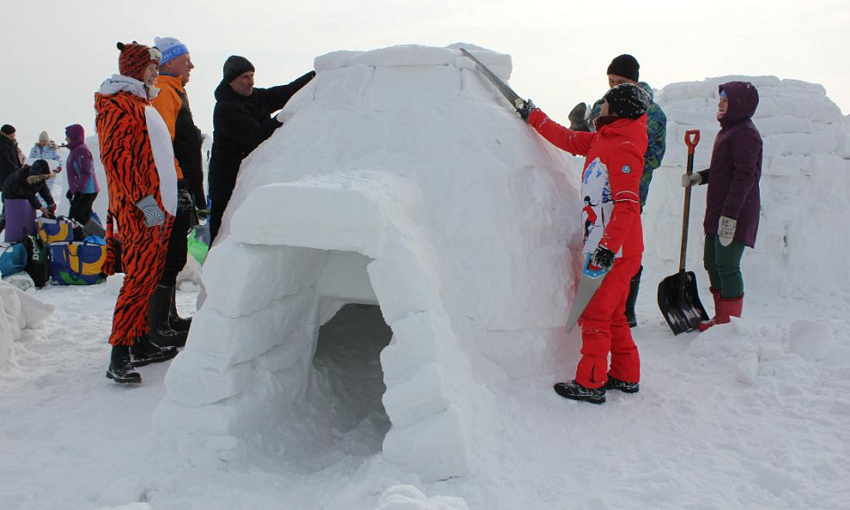 Опубликованы яркие фото с фестиваля «Иглу-2025» в Новосибирске