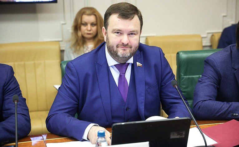 Дмитрий Ворона