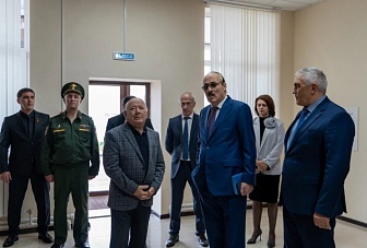 Карачаево-Черкесию с дружественным визитом посетил Рамазан Абдулатипов 