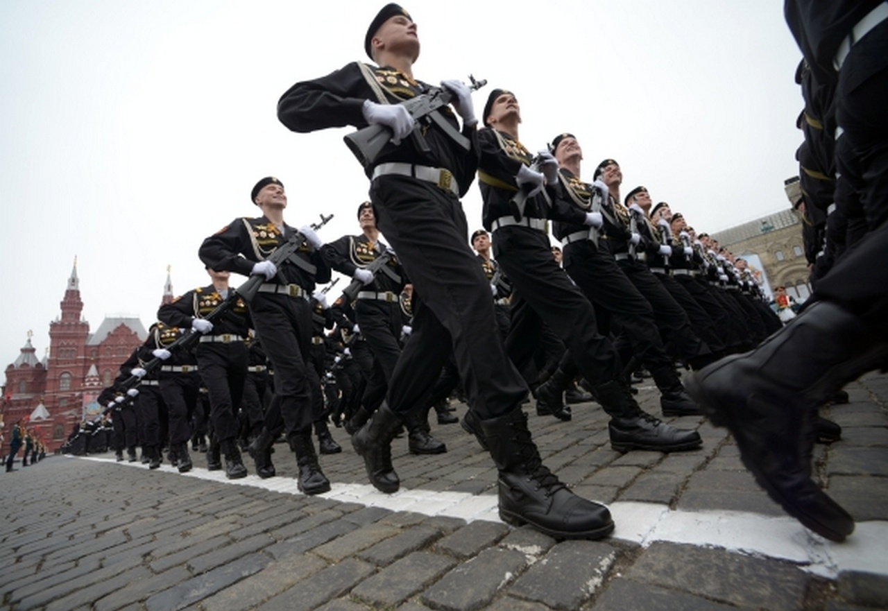 Участие 336-й бригады морской пехоты Балтийского флота в параде на Красной площади.