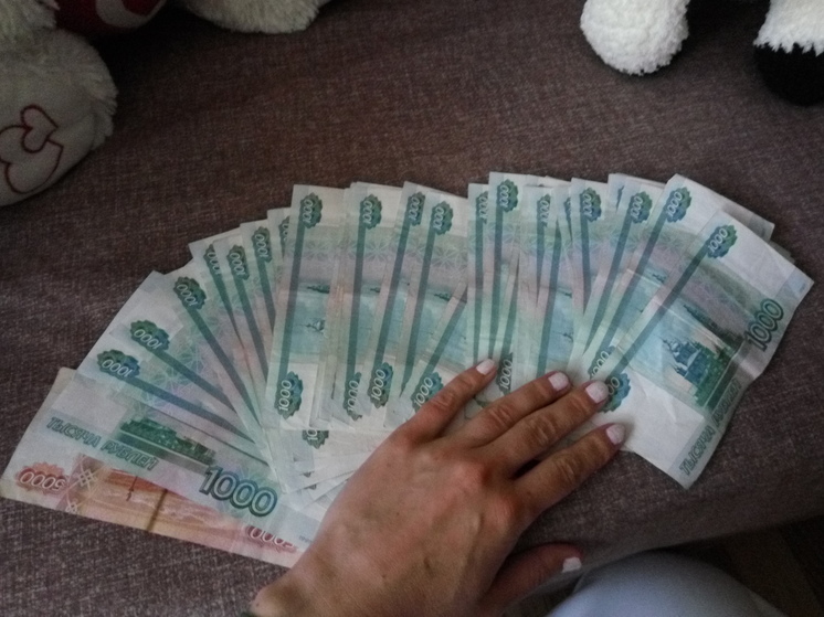 Крымчане стали в 2 раза больше брать кредитов