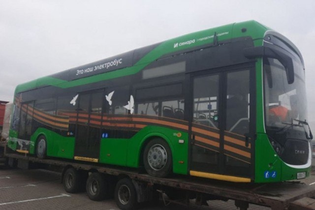 В Калининград для испытаний доставили новый российский электробус