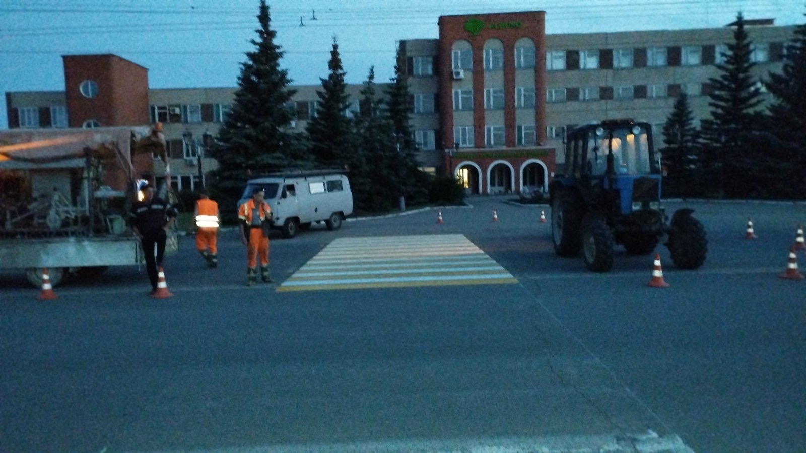 Типичный пешеход. Комбинат благоустройства Балаково. Новости Балаково.