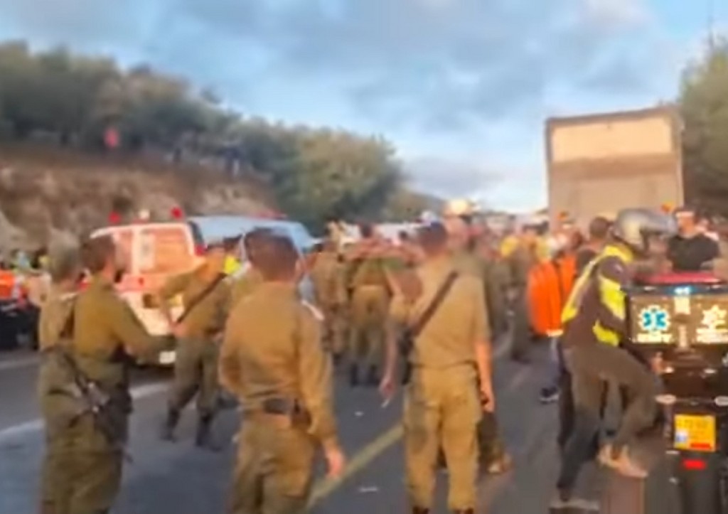 Автобус с 50 детьми попал в аварию в Израиле 
