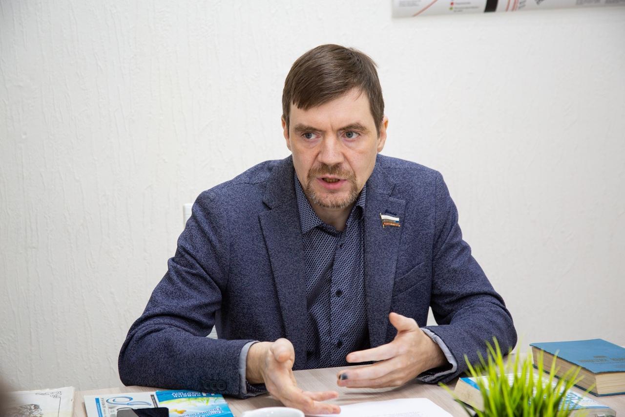 Фото Парадокс близнецов: сколько одинаковых фамилий мы увидим на выборах в Новосибирске 3