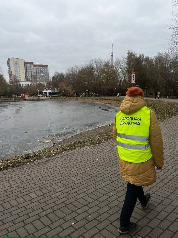 Патрули у томских водоемов предупреждают об опасности первого льда